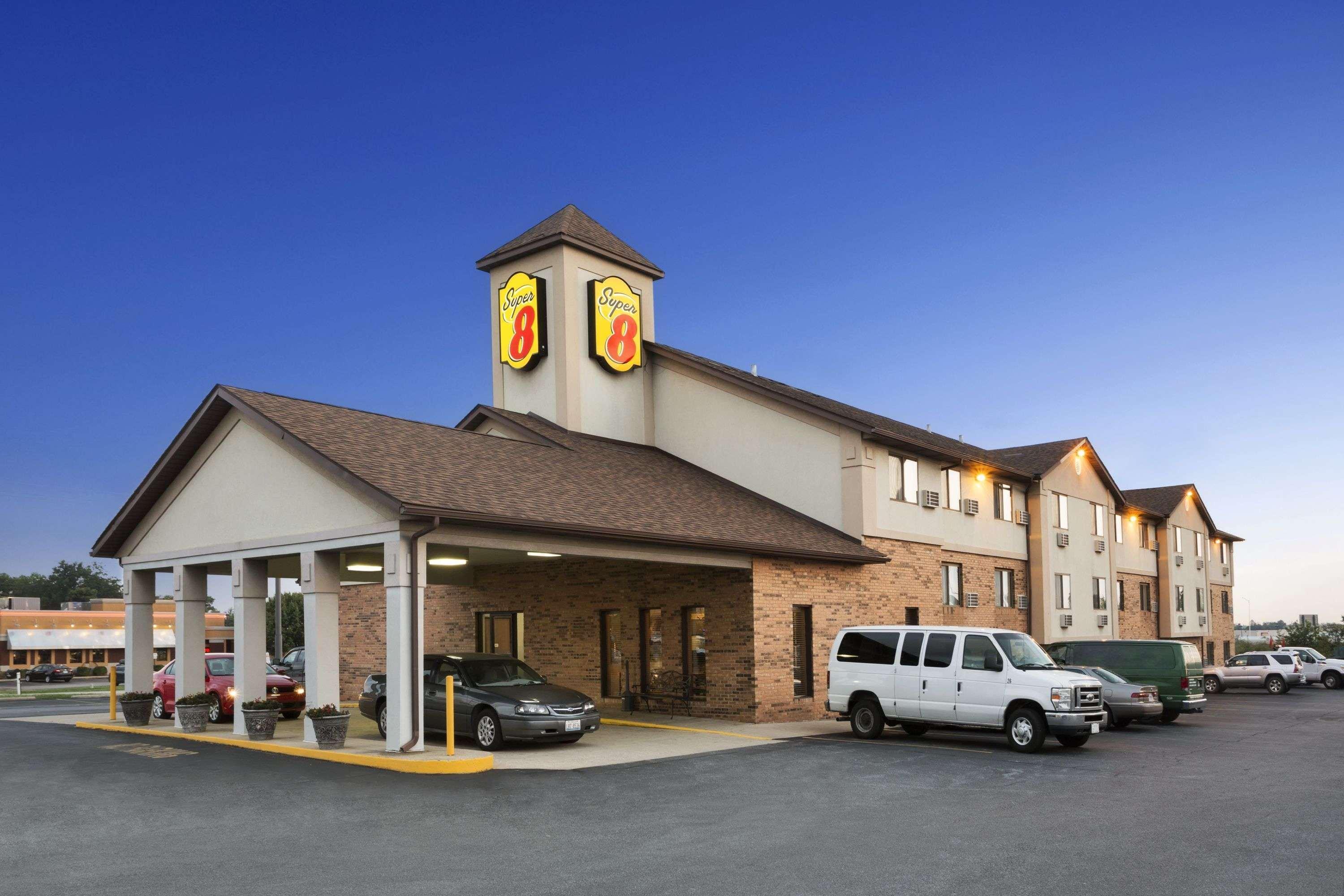 Super 8 By Wyndham Mount Vernon, Il Motel Exterior photo